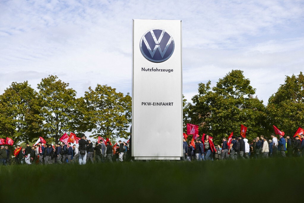 Rischio di corrosione dello sterzo, la Volkswagen richiama 2,16 milioni di auto. Quali son...