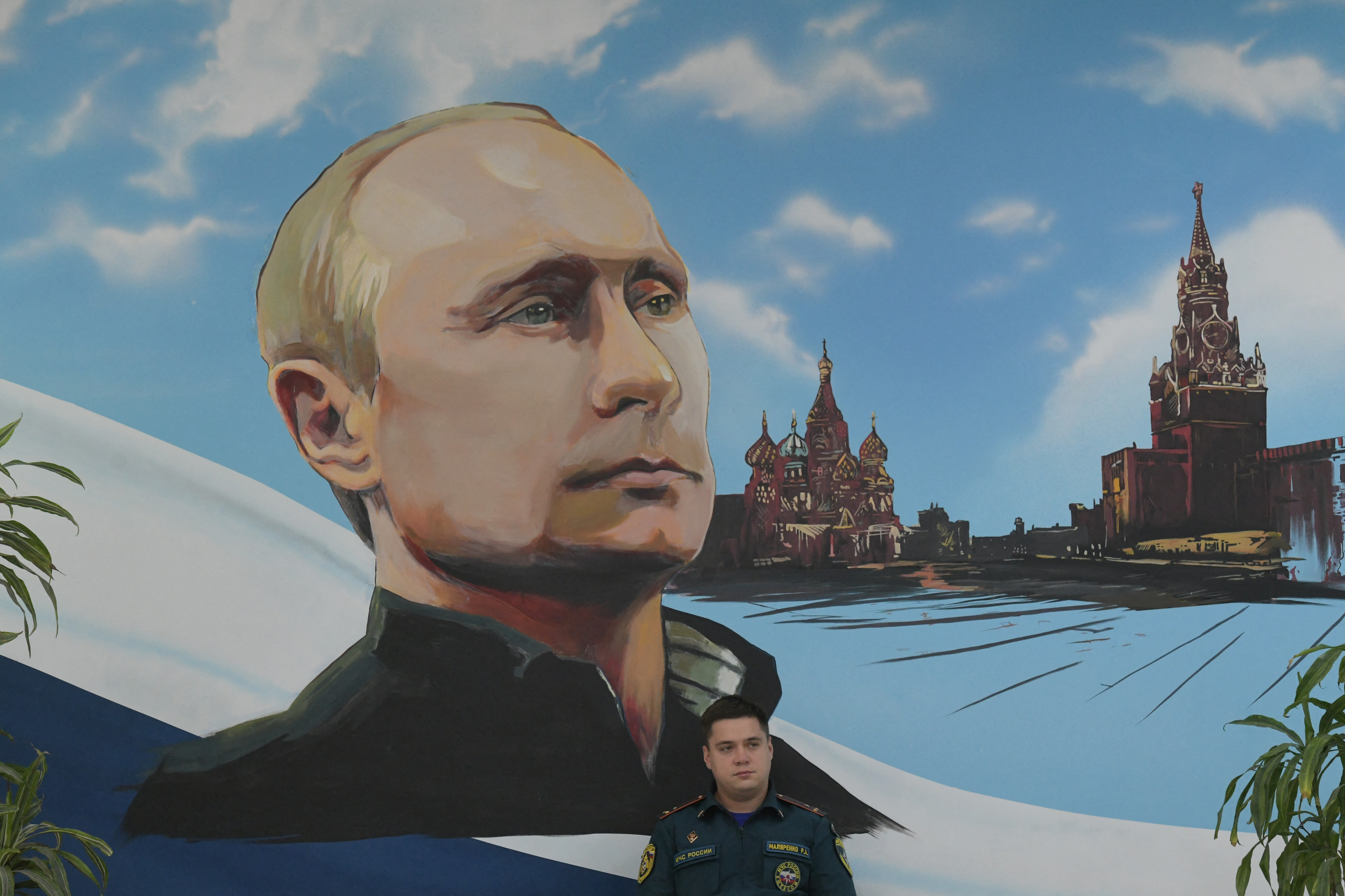 Elezioni in Russia, il partito di Putin si aggiudica 349 seggi su 450: "I veterani di guer...