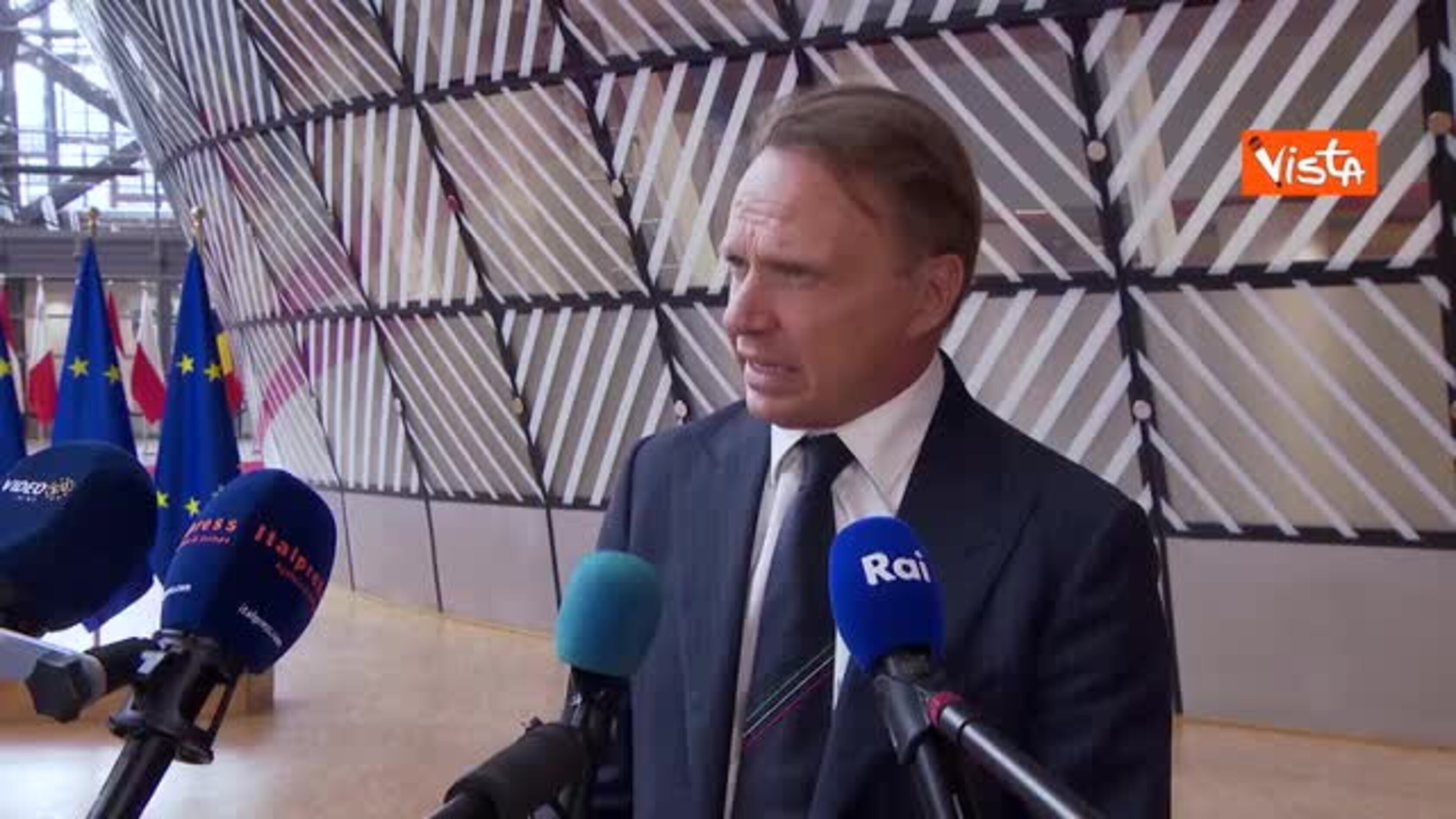 Lollobrigida a Bruxelles: Italia ha salvato la Pac, evitati tagli alle risorse