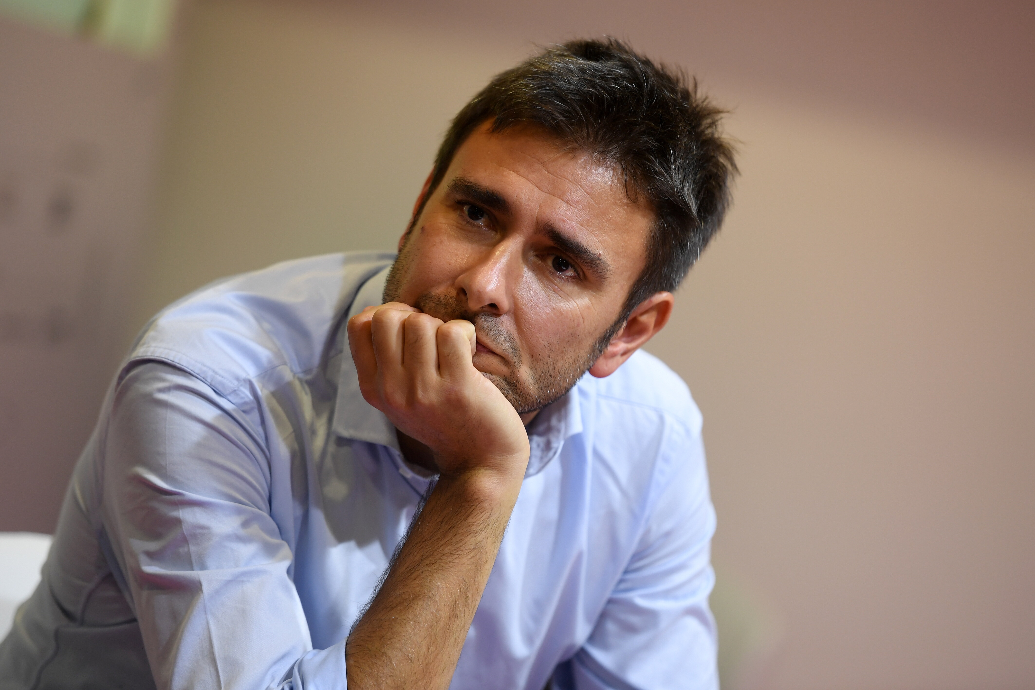 Di Battista: "Ogni giorno sto un po' meglio. A Cuba sono stato operato per un tumore"