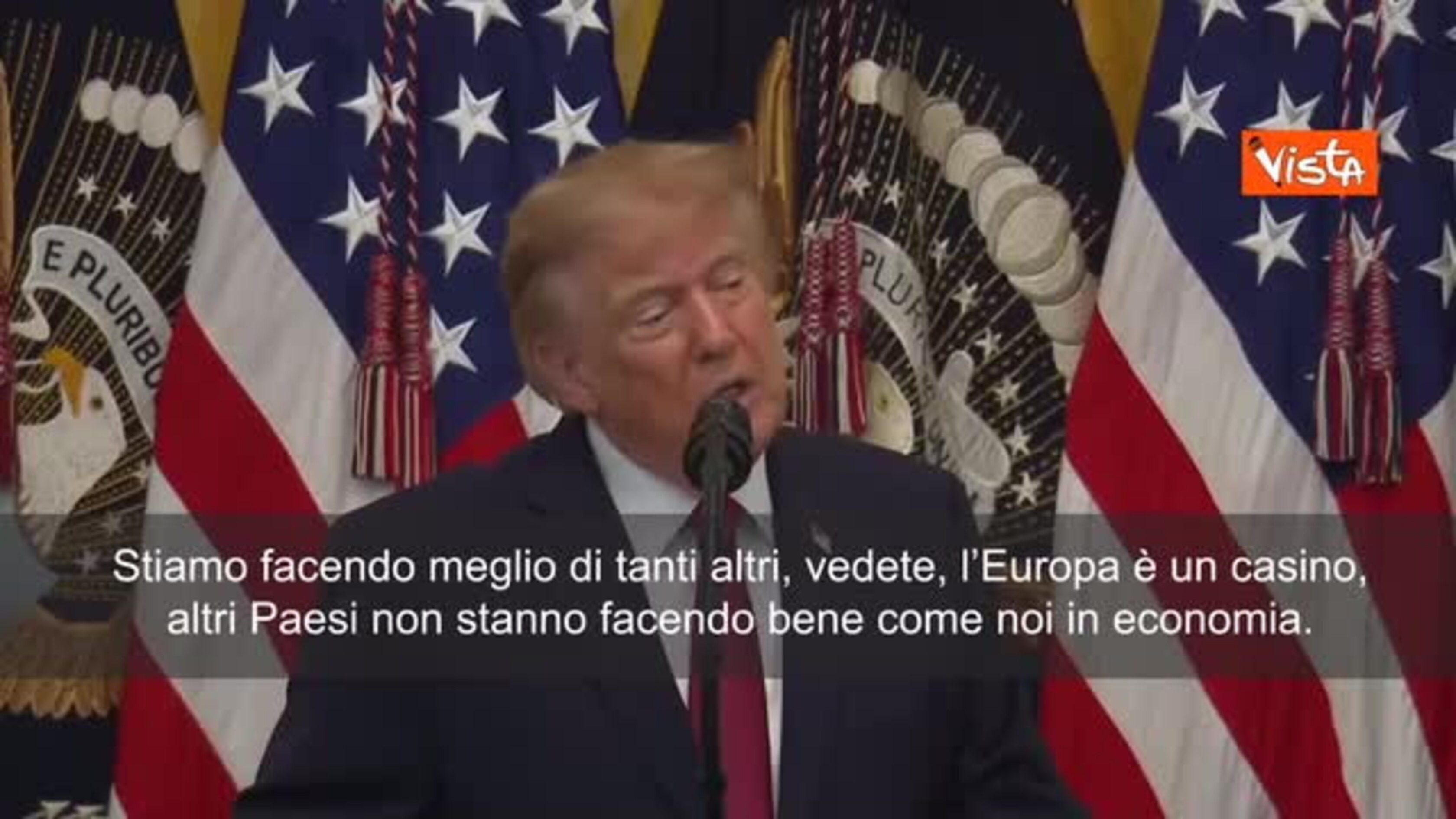 Trump scherza su Xi: Mi ha detto che sto facendo un ottimo lavoro. Ovviamente in lingua cinese