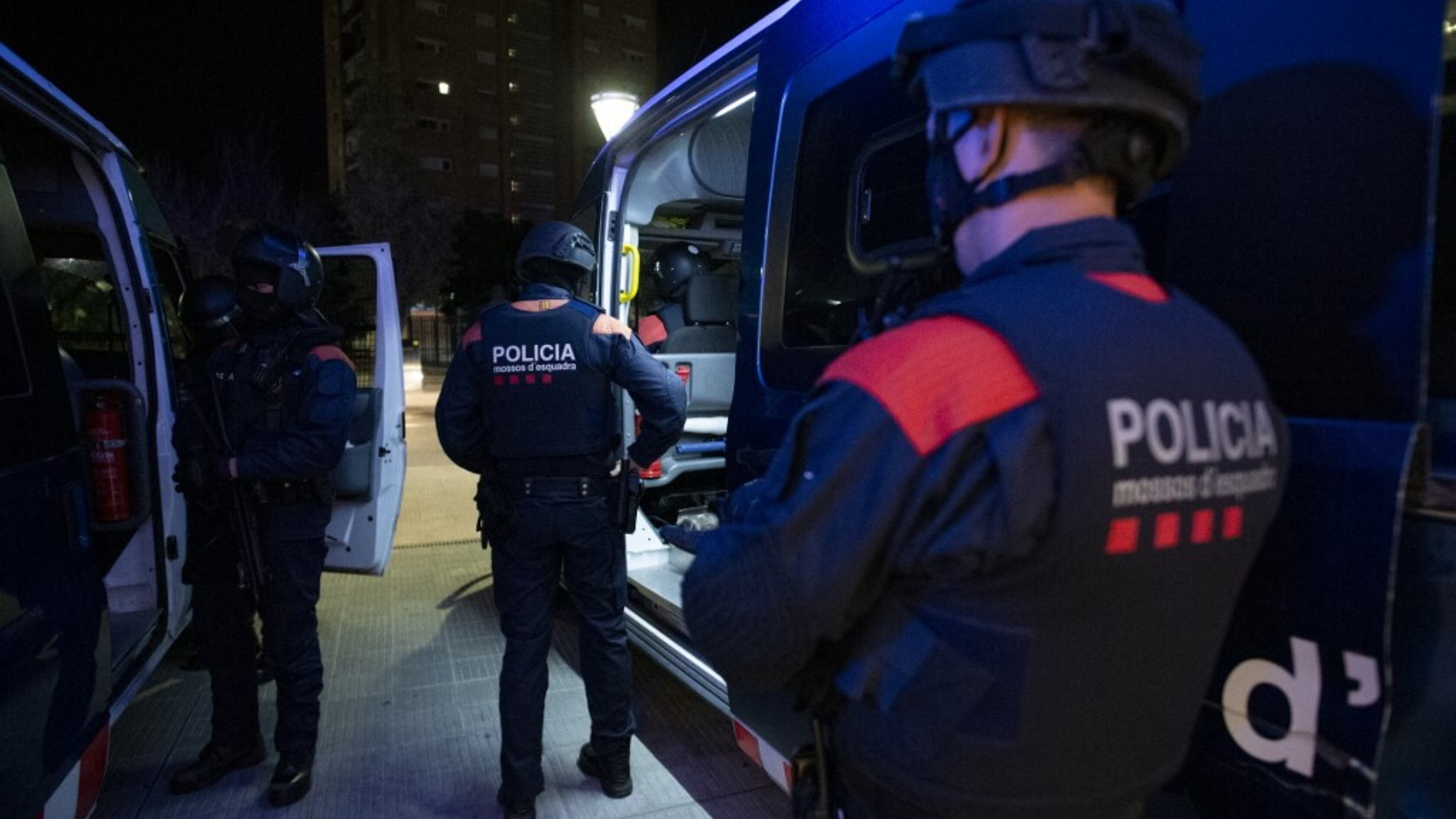 Pestaggio di Barcellona, presi 4 aggressori di Nicola Maggiotto: una notte in cella, poi liberi