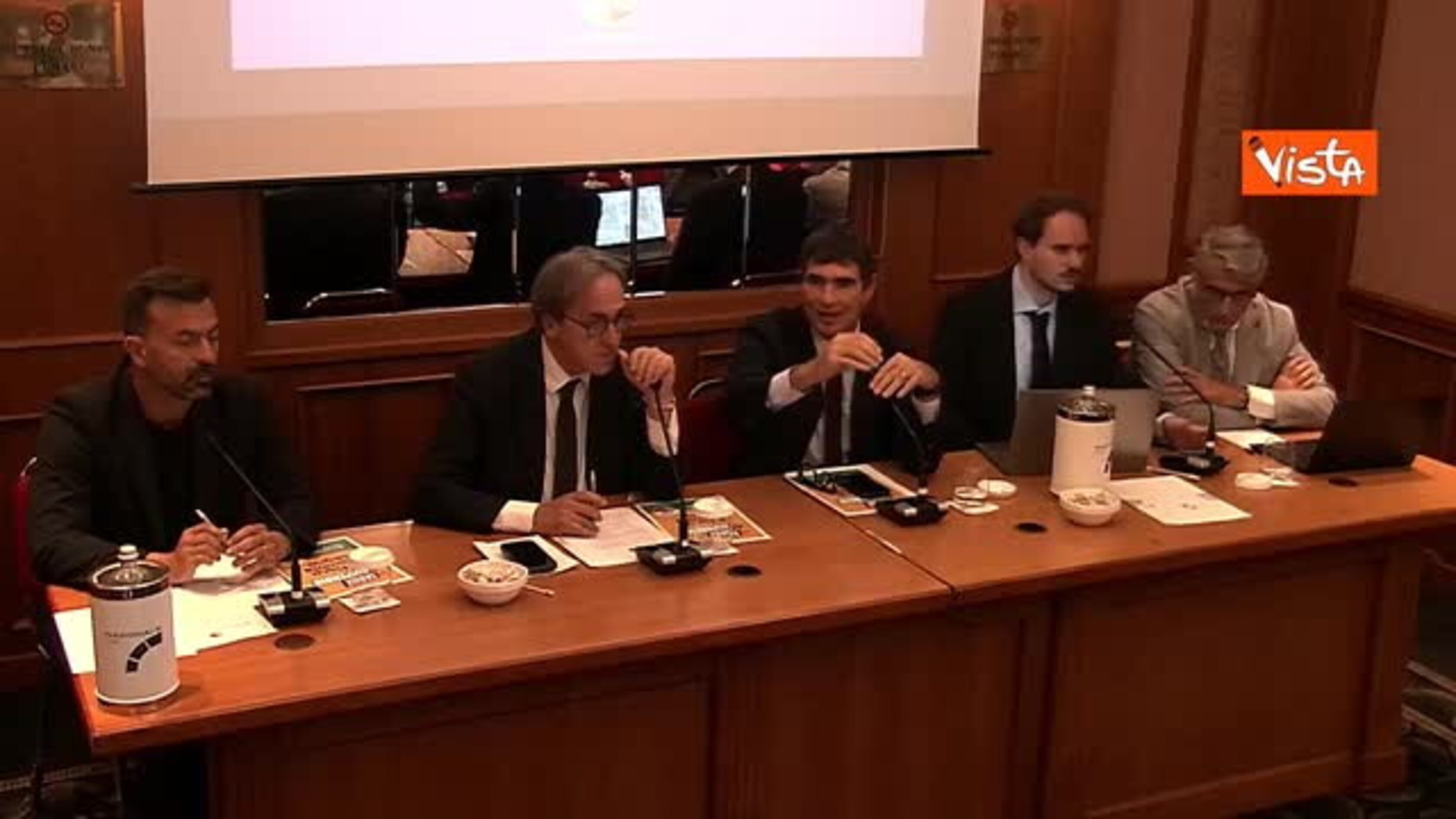 Fratoianni (Avs): Patrimoniale progressiva sopra i 5,4 milioni di euro