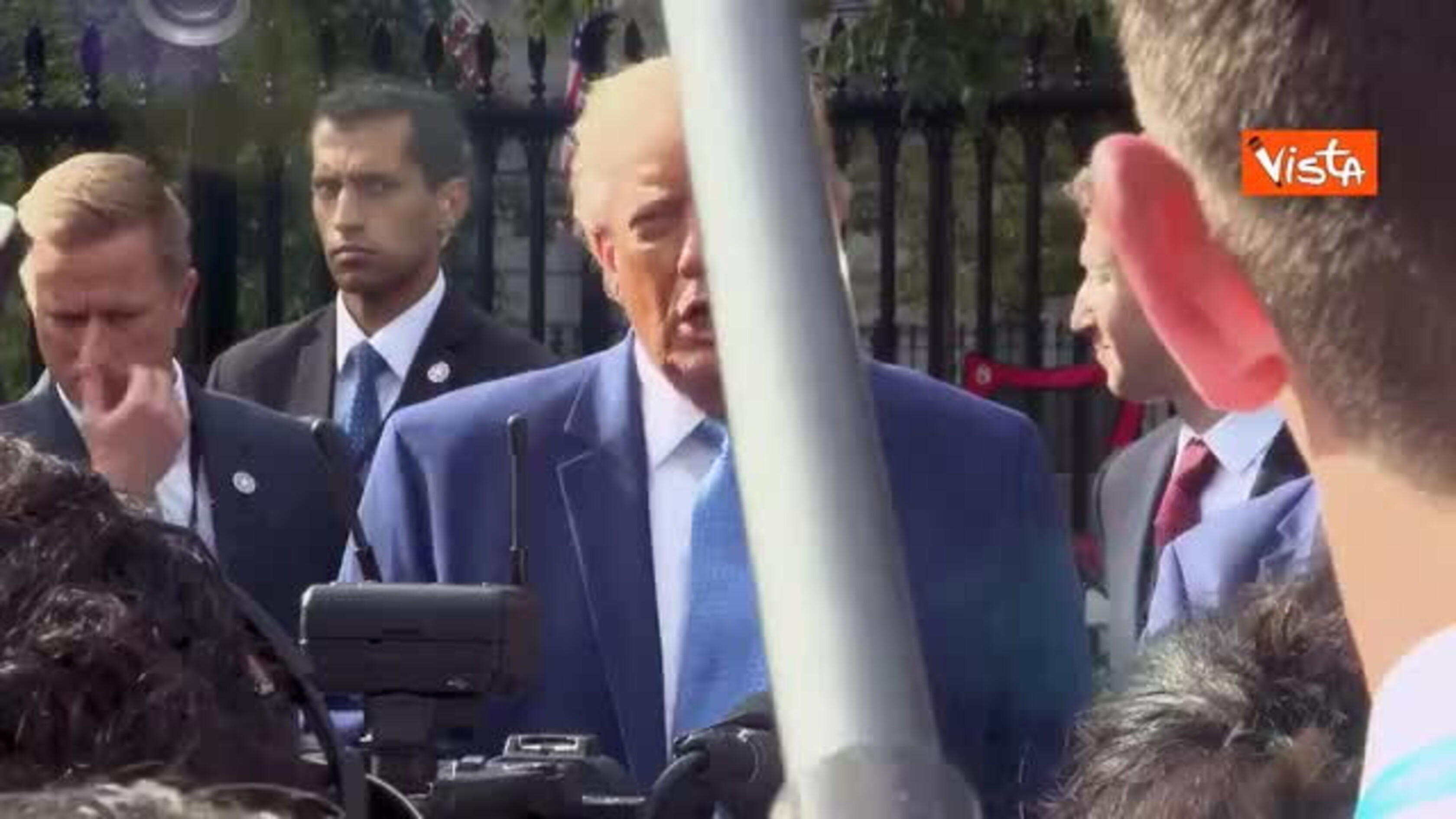 Trump: Xi vuole i data center perché è intelligente sa che è un'ottima cosa per la Cina