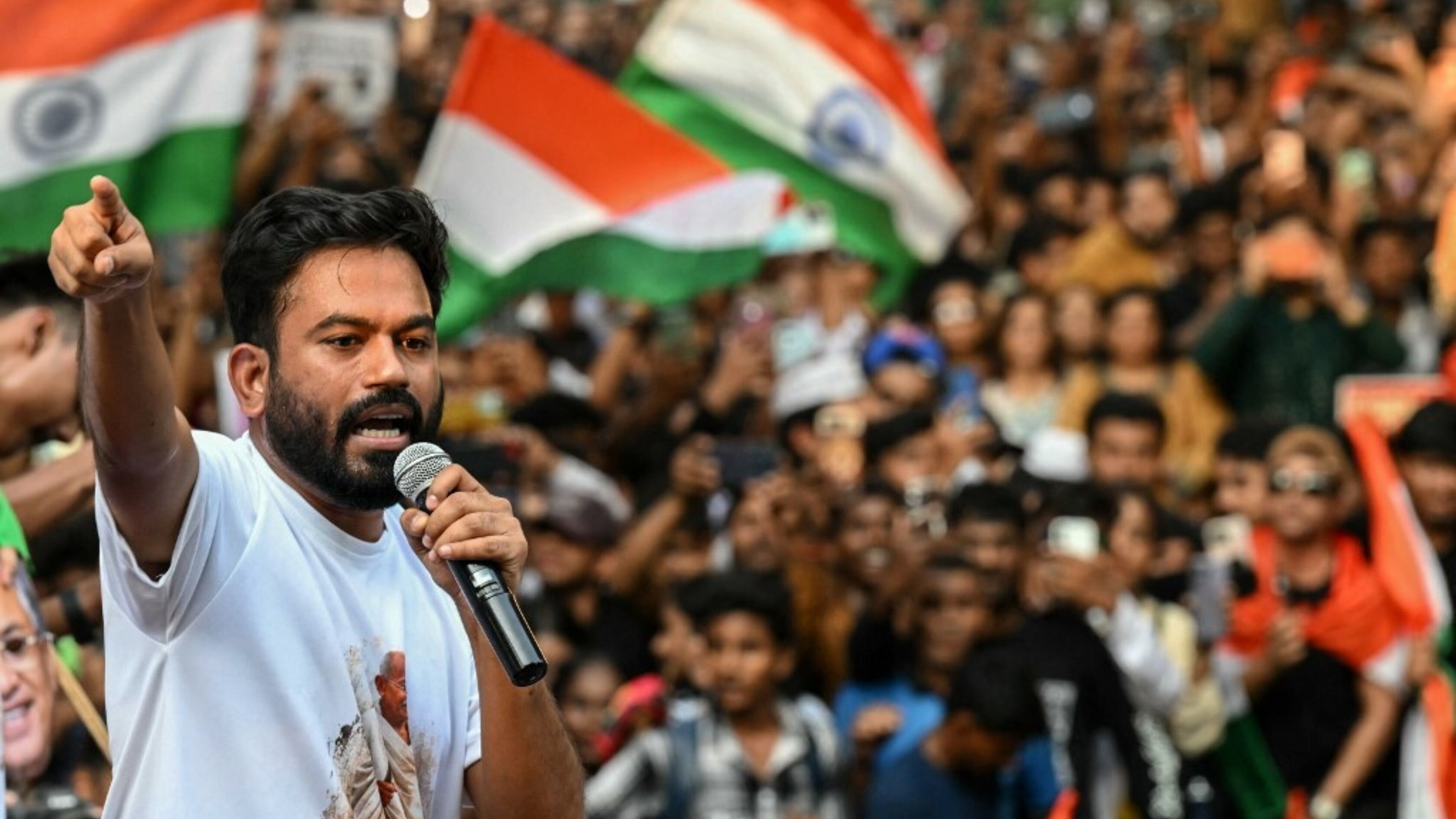 Tornano 'le blatte' in piazza in India. Nuova ondata di proteste