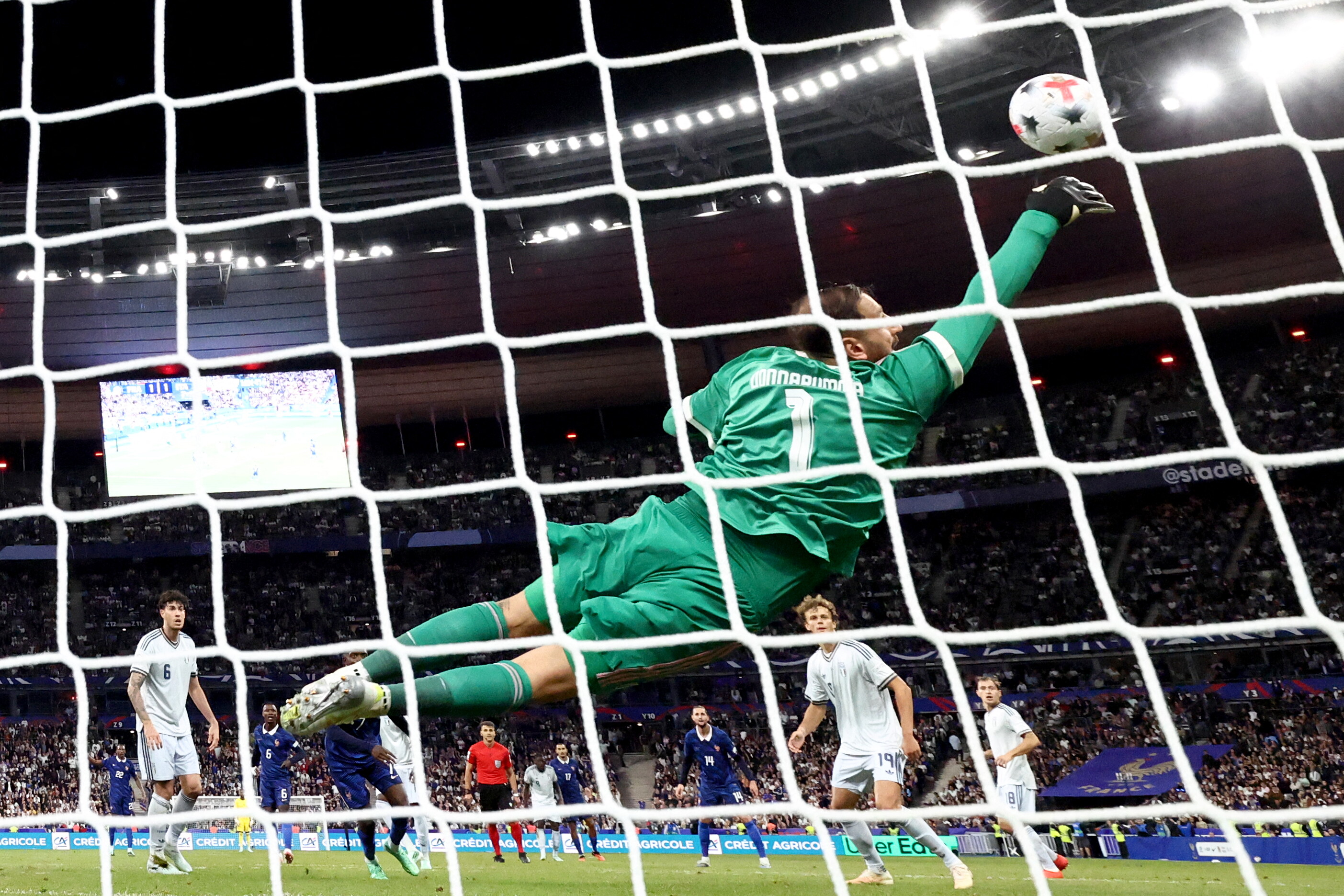 Nations League: una bella Italia con un super Donnarumma pareggia 1-1 in Francia