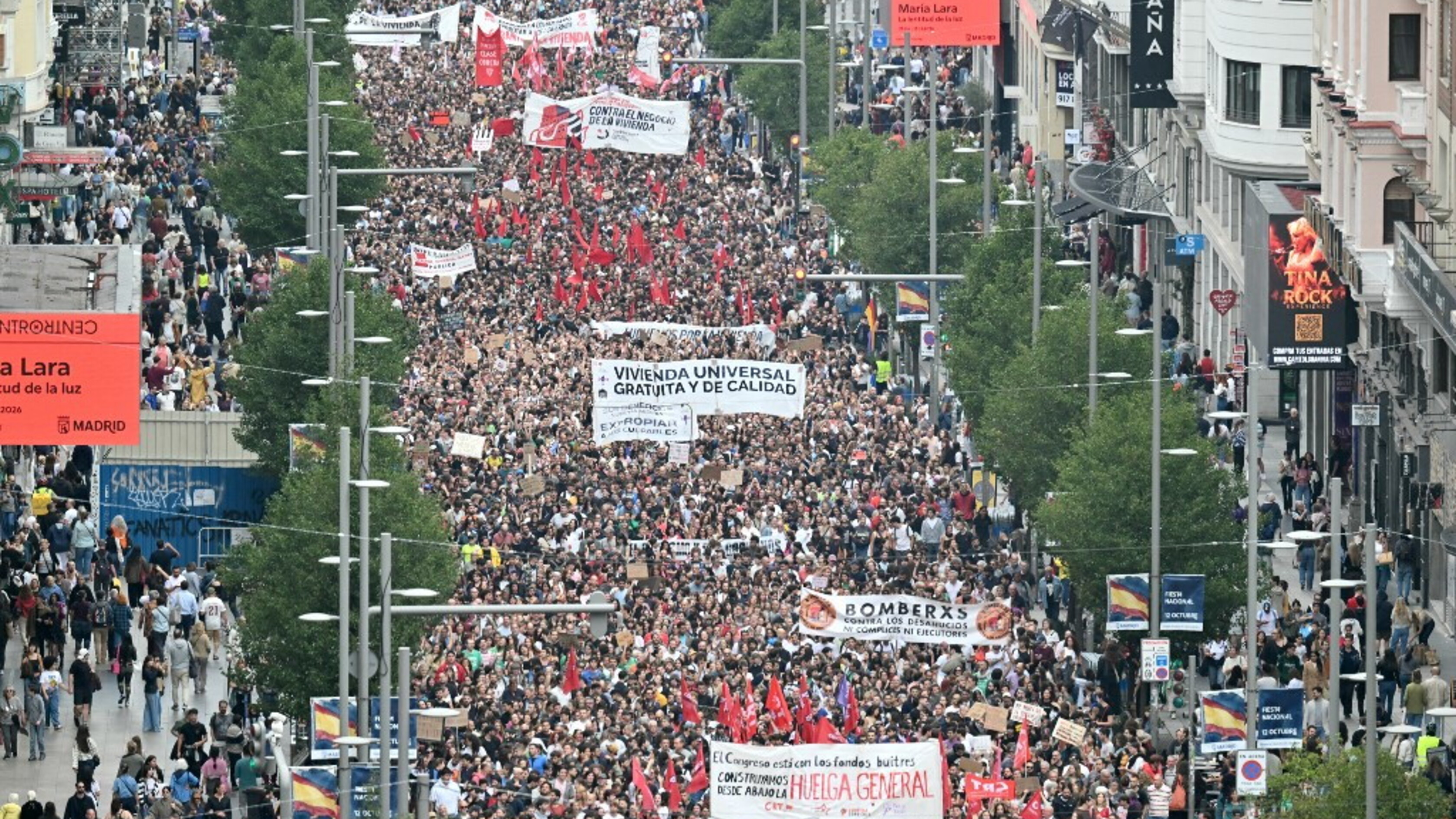 Proteste per la casa in Spagna: 70mila a Madrid, scontri a Valencia con 5 arresti