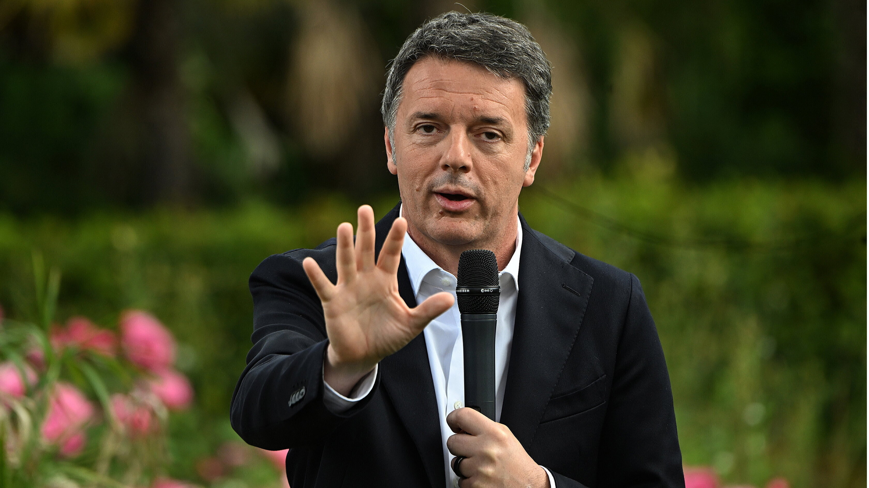 Renzi lancia Calabresi per Milano e a Conte: 'Basta liti'
