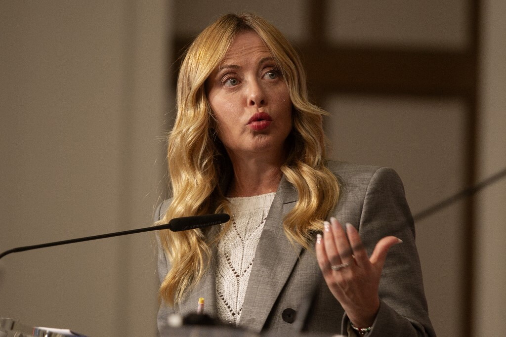 Meloni chiama l'ad di Ericsson, l'azienda ritira i licenziamenti