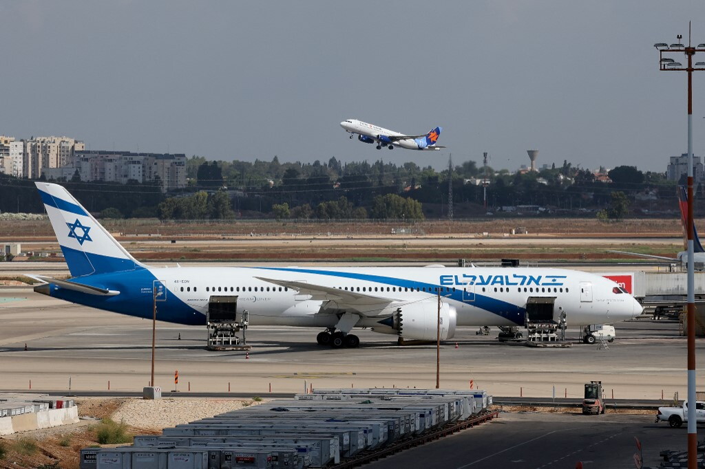 Salgono su un volo Bologna-Tel Aviv con passaporti israeliani falsi, denunciati 2 passeggeri