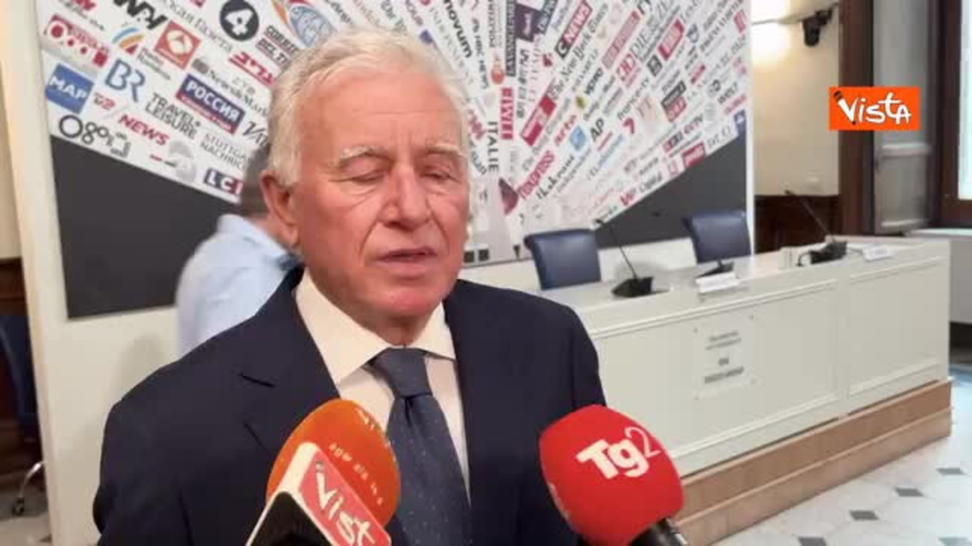 Gasparotti su Berlusconi: 'Ci teneva tantissimo ai capelli'