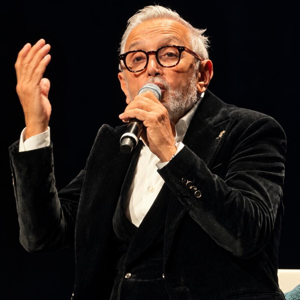 https://images.agi.it/pictures/agi/agi/2026/10/06/171751697-06b345e1-254e-4eb8-aaad-8624da2d0c0e.jpeg