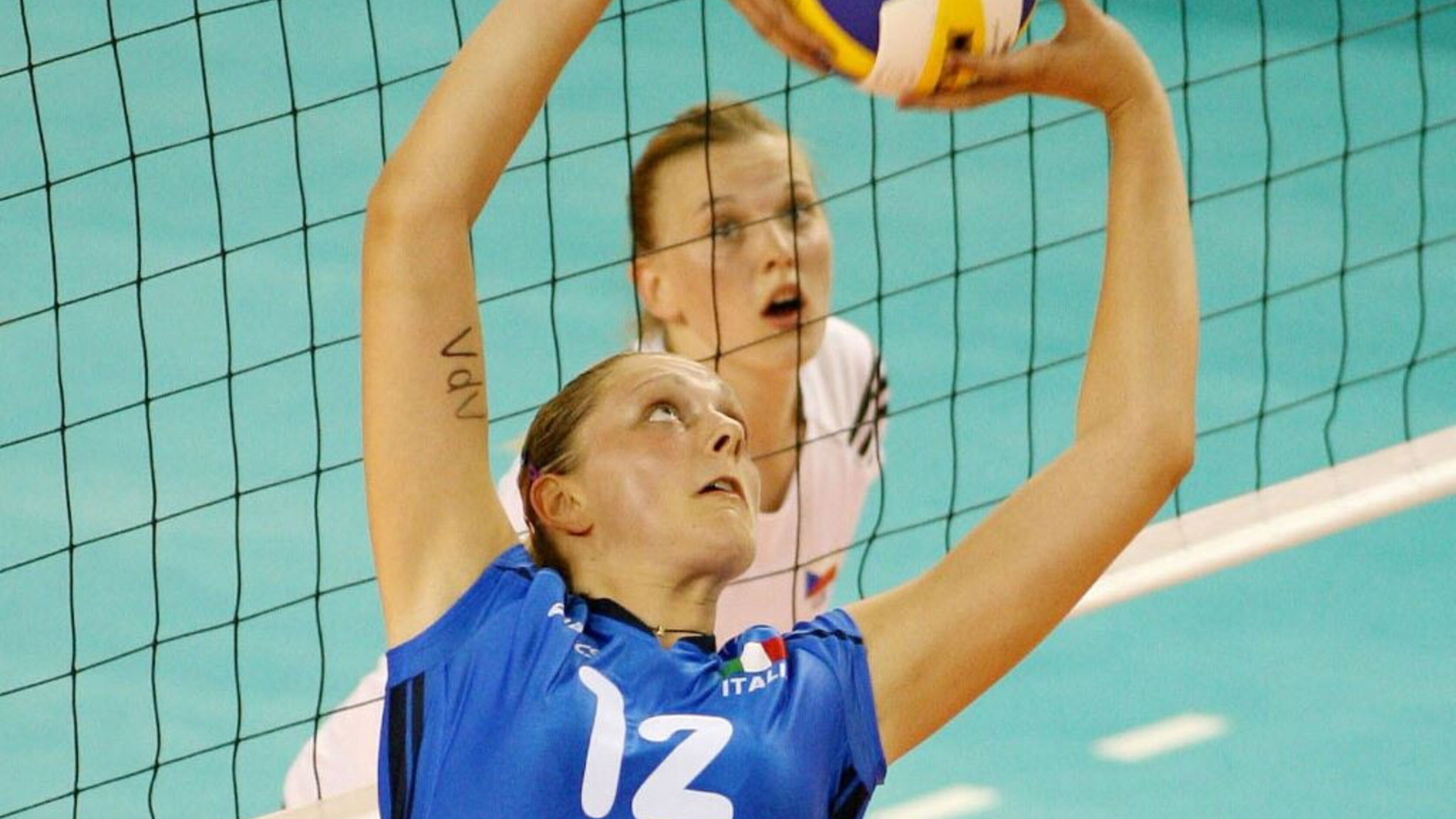 Il mondo del volley in lutto: morta a 35 anni Stefania Corna, ex azzurra e regista di Serie A