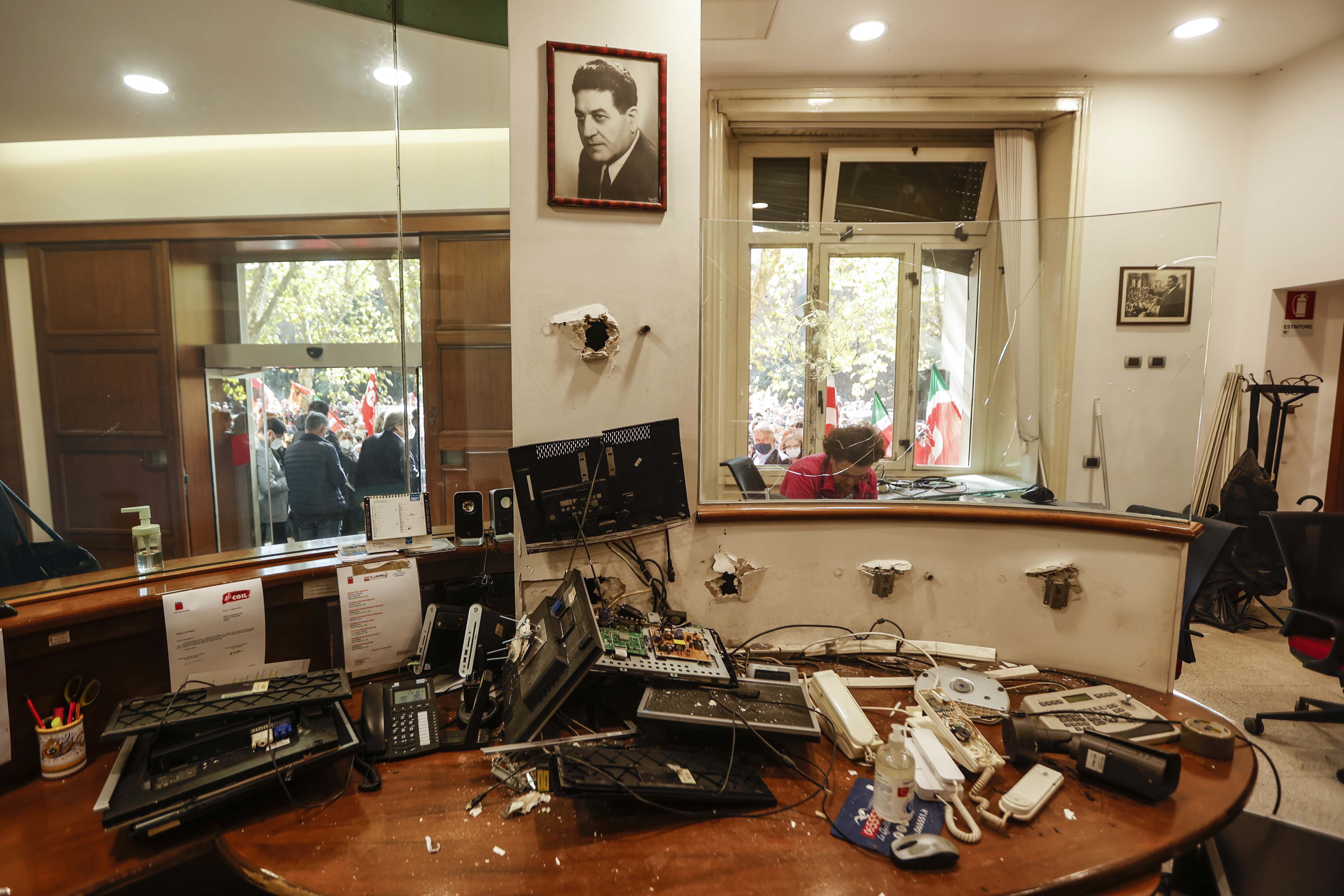 Assalto alla Cgil: condanne confermate in appello per Fiore e Castellino