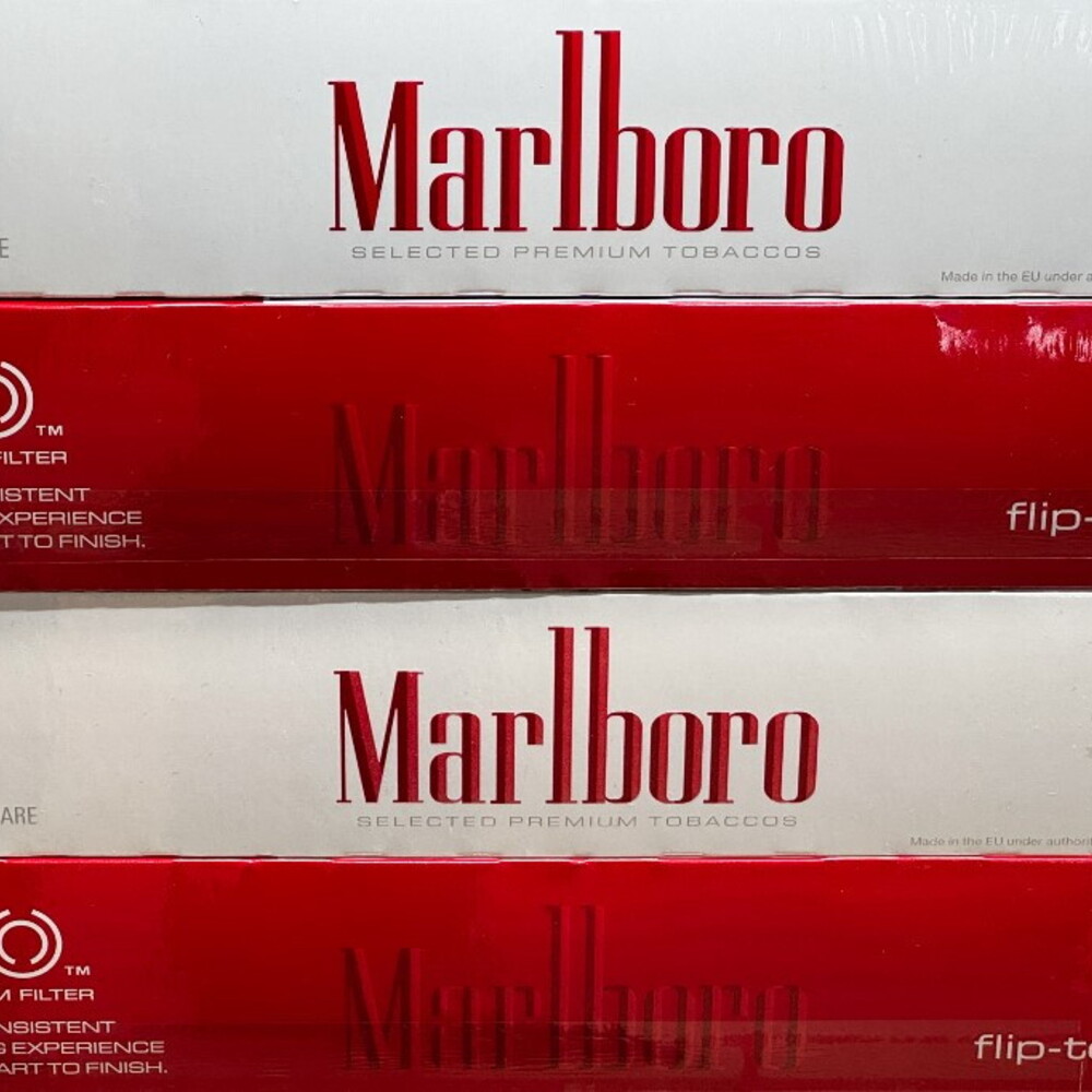 Copertina: Scoperta una fabbrica clandestina di Marlboro vicino Parigi: in 5 a processo