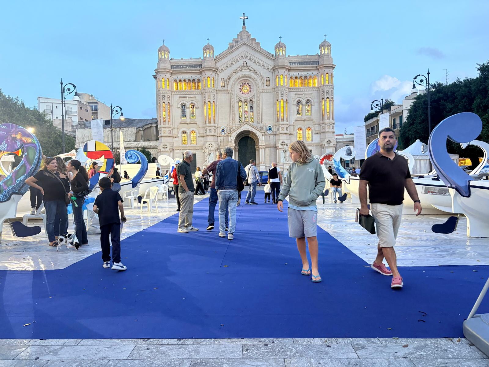 La Regata del Mediterraneo a Reggio Calabria tra arte, giovani talenti e gare in notturna