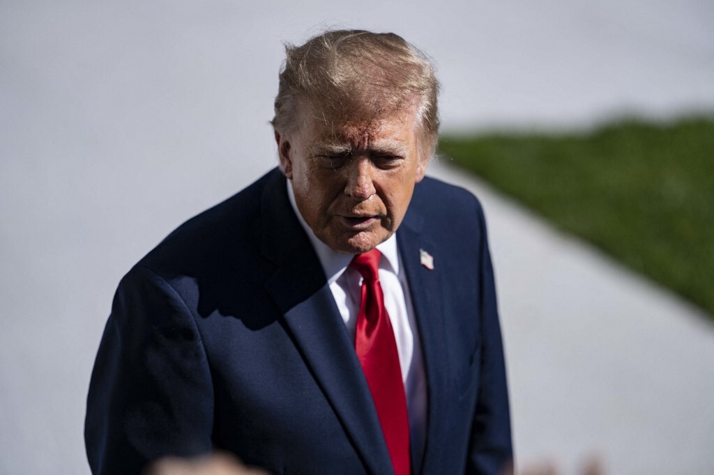 Trump annuncia colloqui produttivi con l'Iran: "Nessun attacco prima delle elezioni Usa"