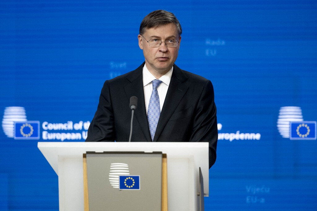 UE, Dombrovskis sul Patto di Stabilità: "Valuteremo le richieste di Italia e Grecia"