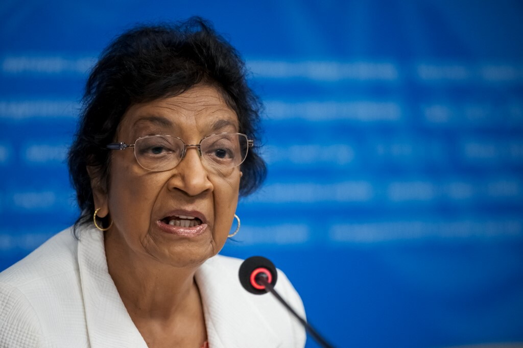 "Se applaudite più forte lo condivido con Trump", chi è la Premio Nobel Pillay