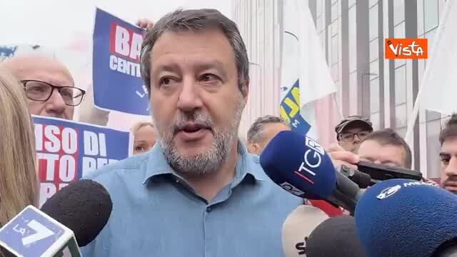 Salvini su Congresso Lega: Spero che qualcuno si candidi per confrontarsi