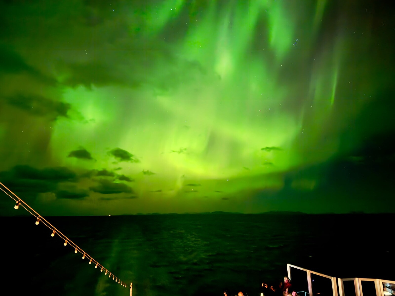 L'aurora boreale dà spettacolo nrlla notte artica. Ssarà un inverno da record