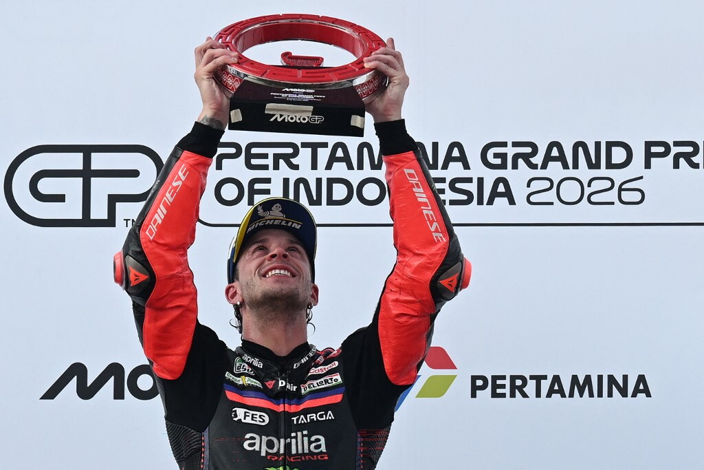 MotoGP in Indonesia, Bezzecchi domina a Mandalika e guida la tripletta Aprilia