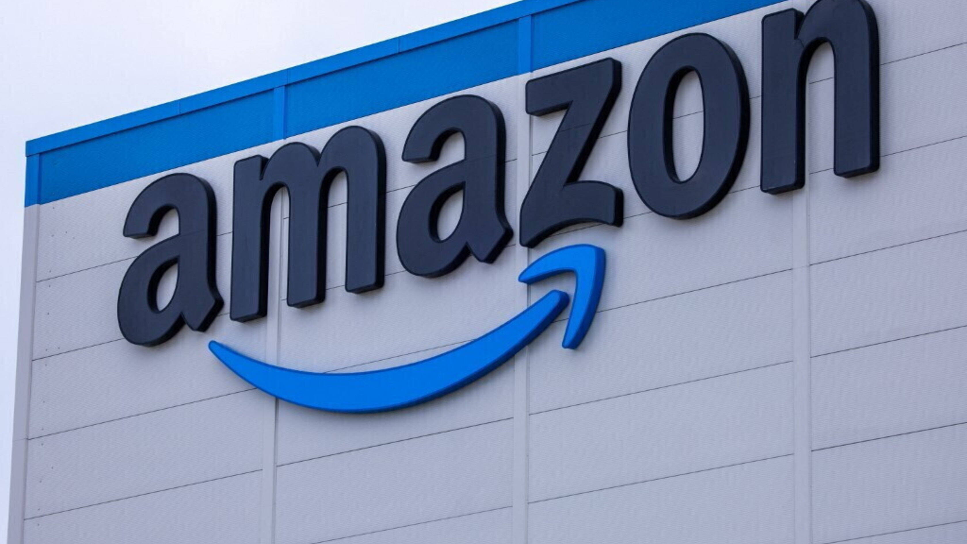 Amazon tratta l'acquisto di Decart: 7 miliardi per la startup che modifica i video con l'IA