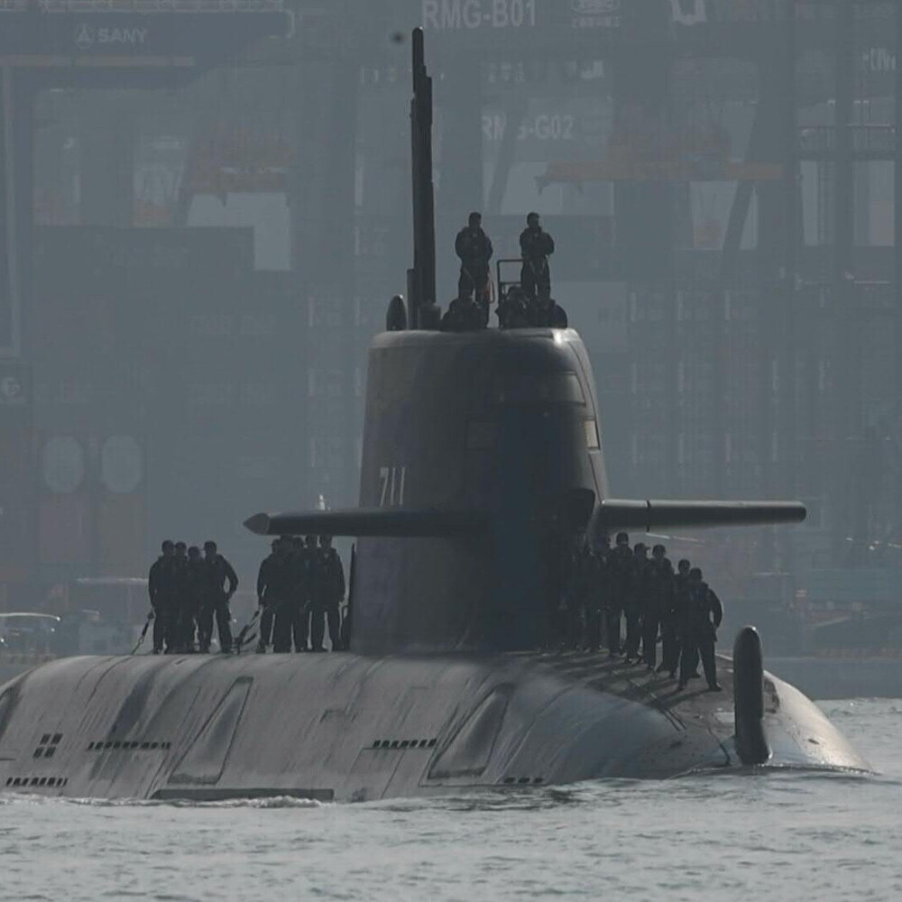 Anteprima: Taiwan lancia il primo sottomarino di produzione nazionale, al via i test in mare