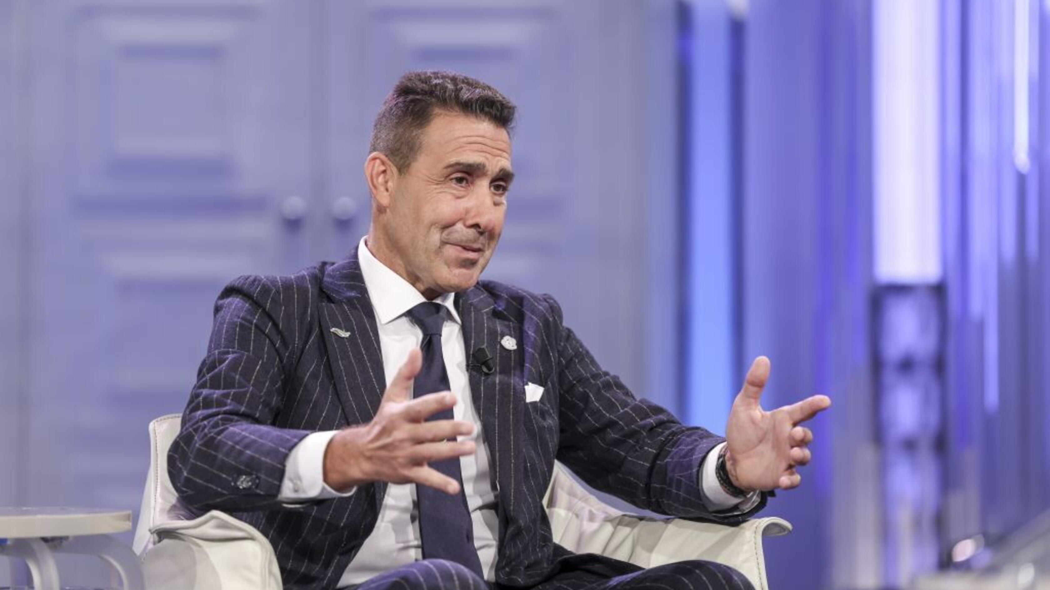 Sondaggi: il campo largo avanti sul centrodestra, Vannacci continua a calare