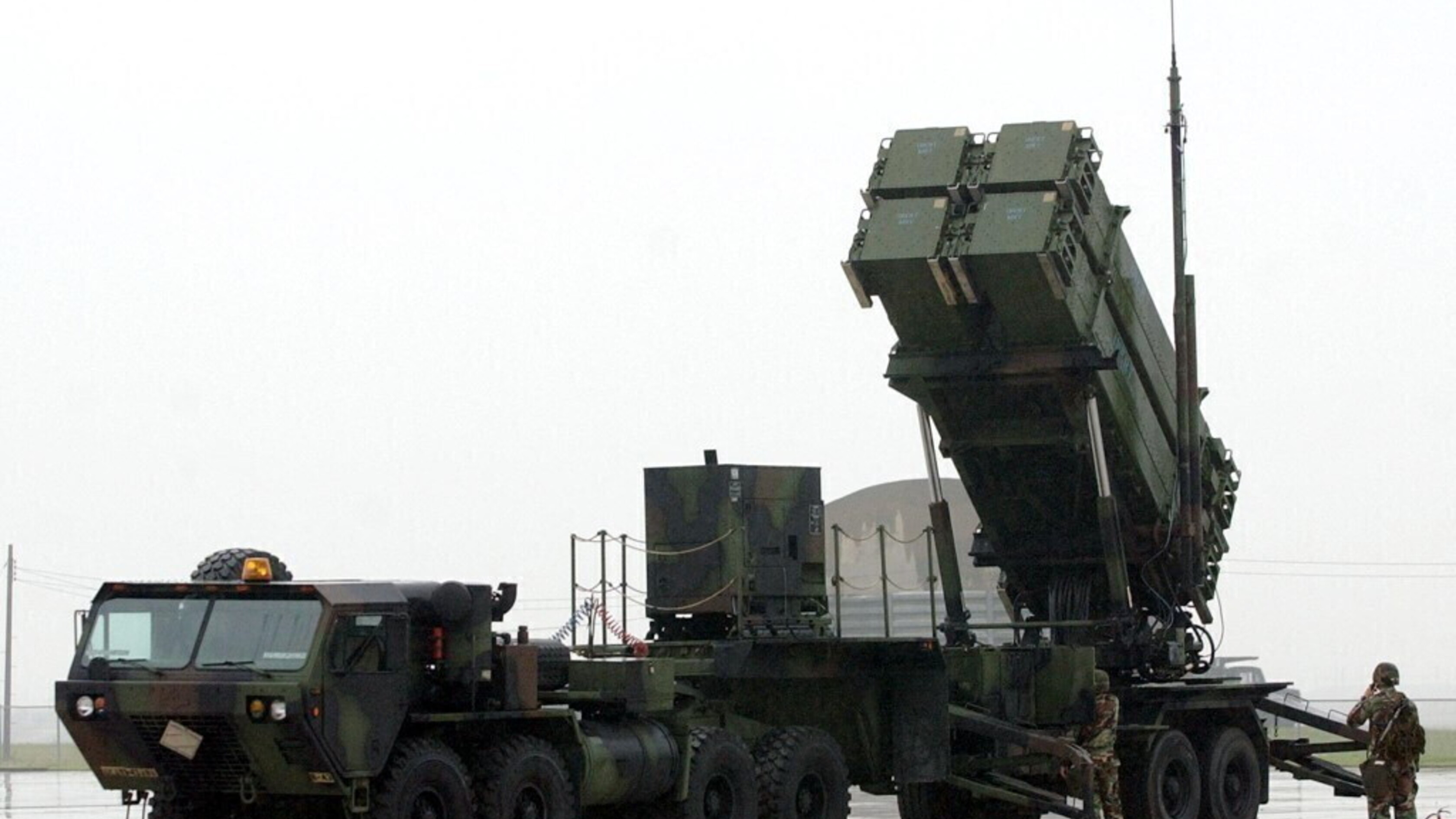Ucraina senza missili Patriot, Zelensky riprende i raid sulle raffinerie russe
