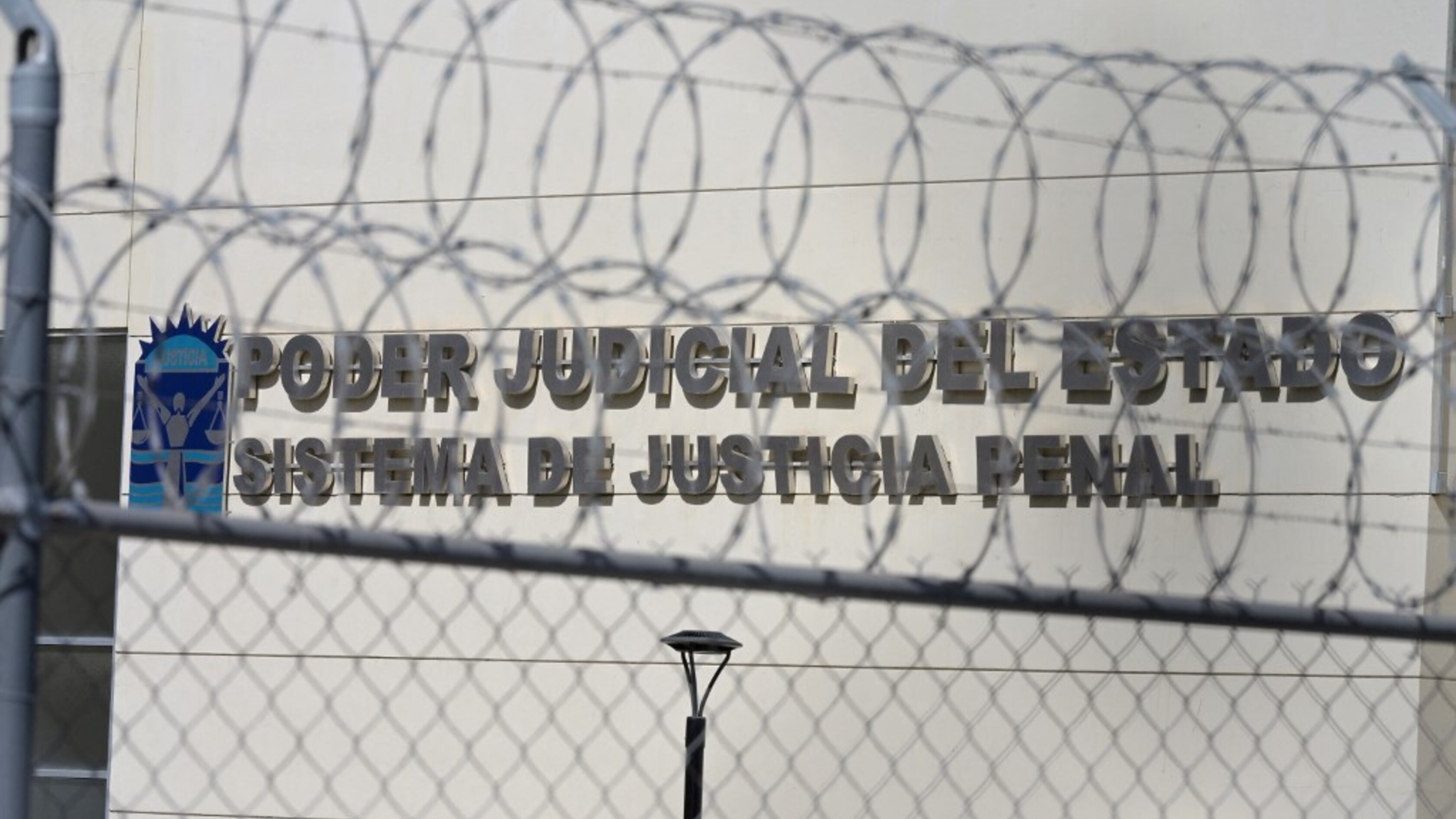 Surfisti stranieri uccisi in Messico, tre condanne a 158 anni di carcere ciascuno