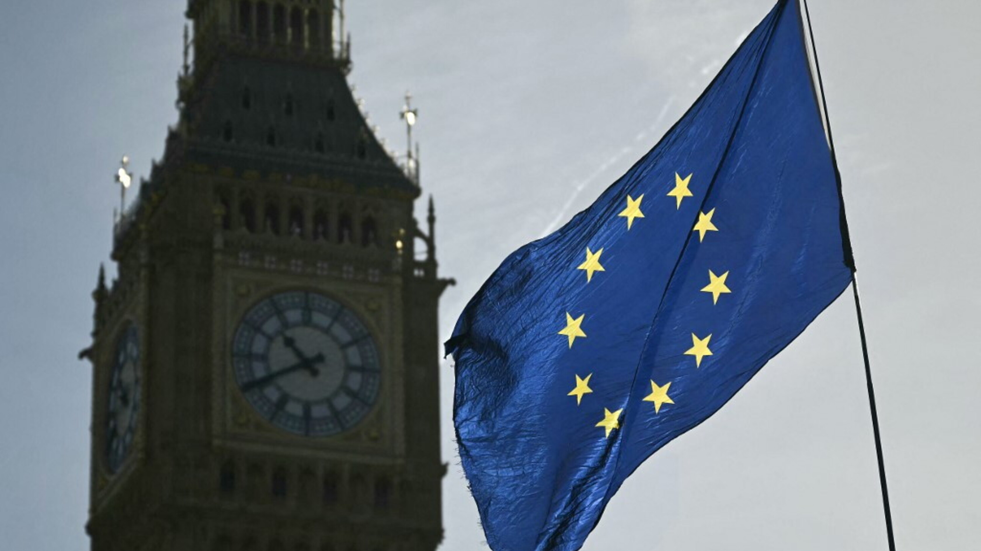 Brexit, cresce il sostegno al ritorno nell'Ue. Il Regno Unito riapre il dibattito sull'Europa