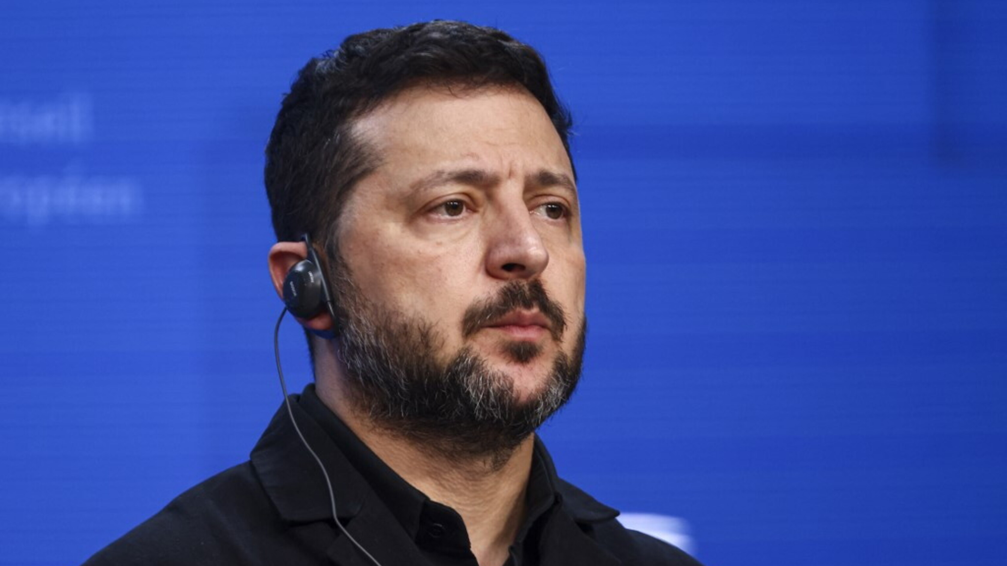 Lo sconforto di Zelensky: "Così si incoraggia Putin a continuare i raid"