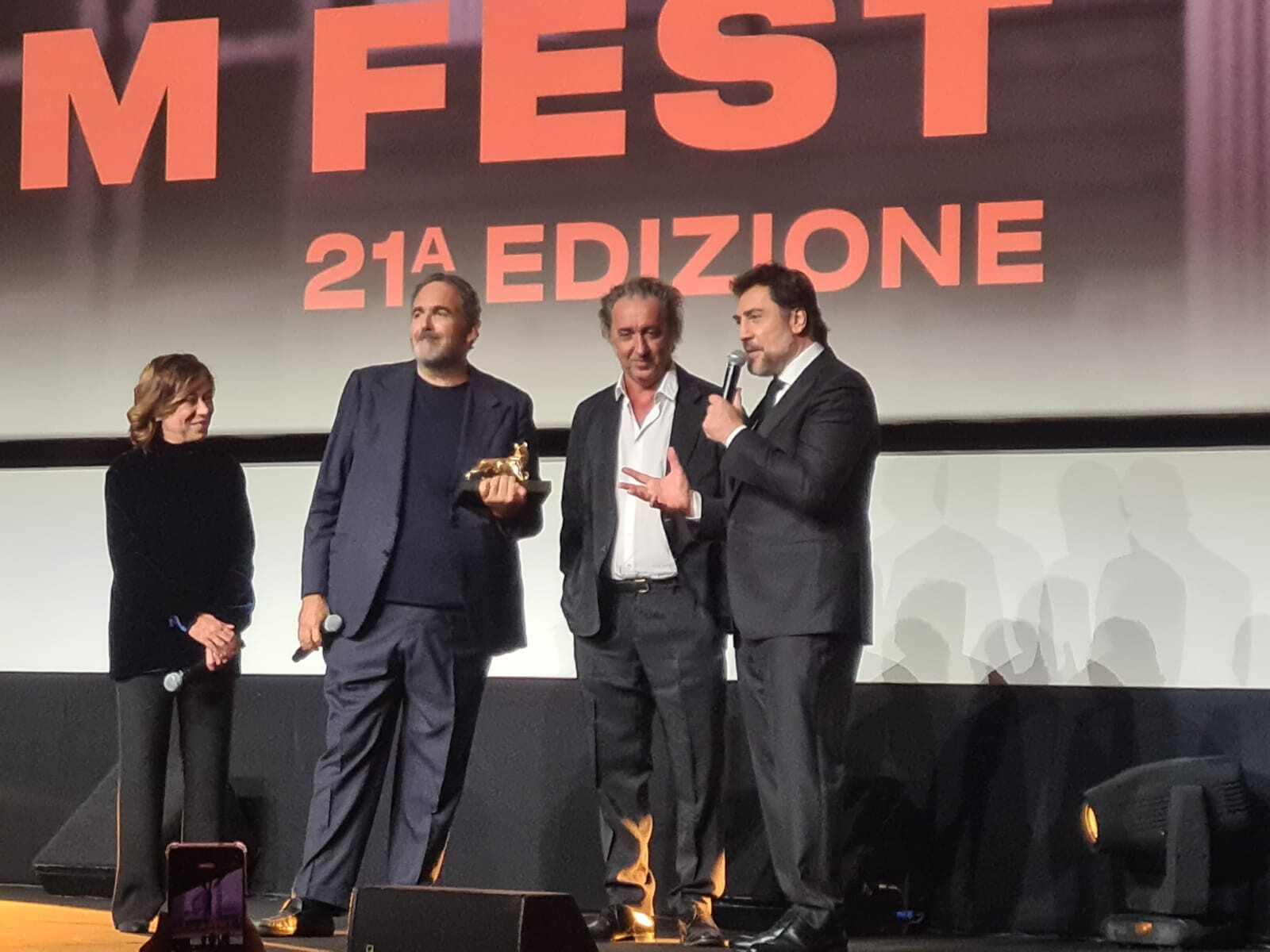Javier Bardem riceve il Premio alla Carriera alla Festa del Cinema: "Un onore essere premi...