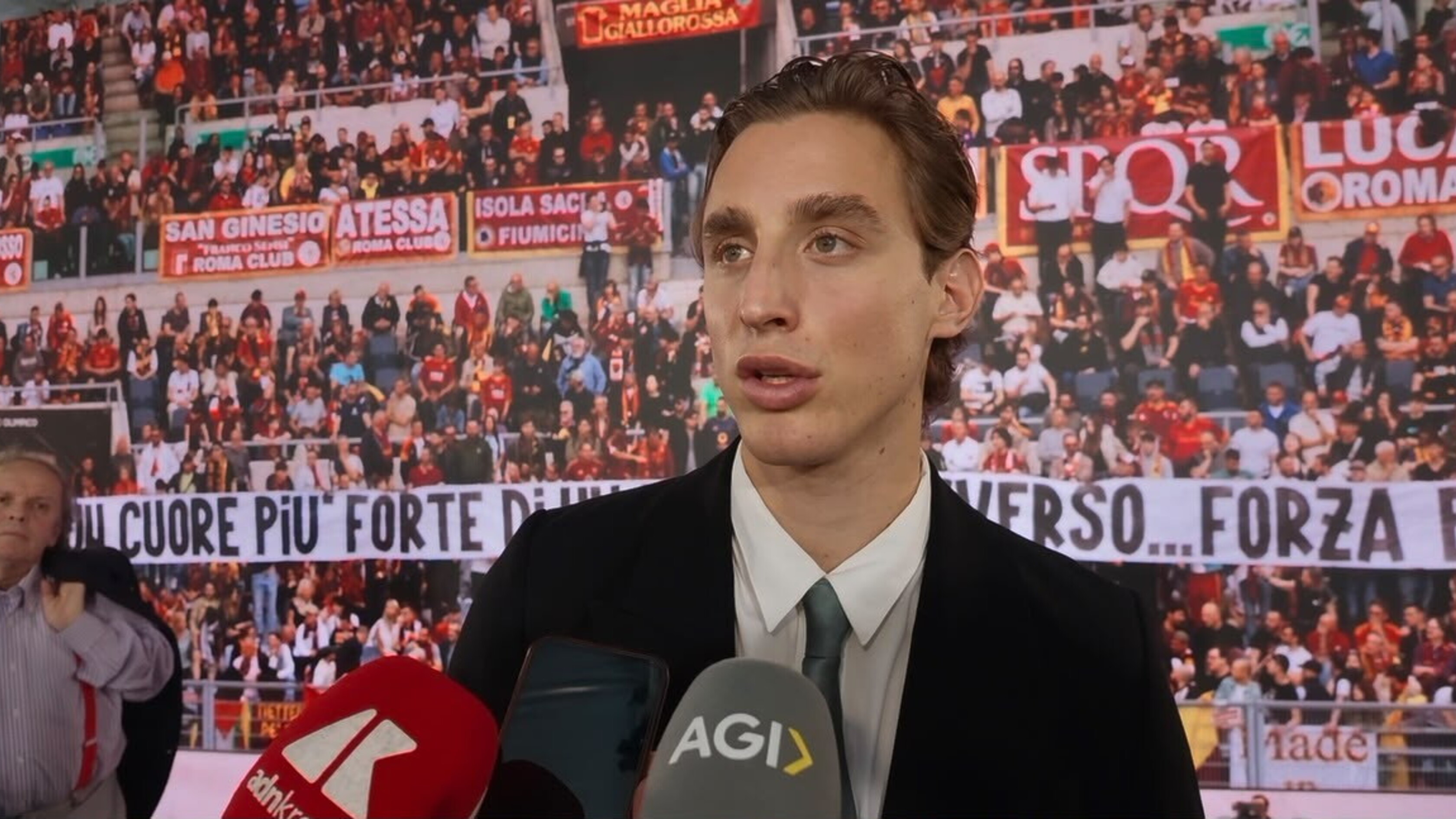 Edoardo Bove presenta il docufilm "In un battito" a Roma