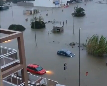 Due morti in Spagna per la tempesta Adam. Valencia e Alicante travolte dalle inondazioni