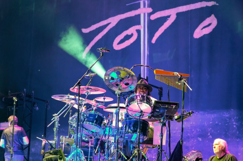 I Toto festeggiano 50 anni con un tour estivo in Italia nel 2027