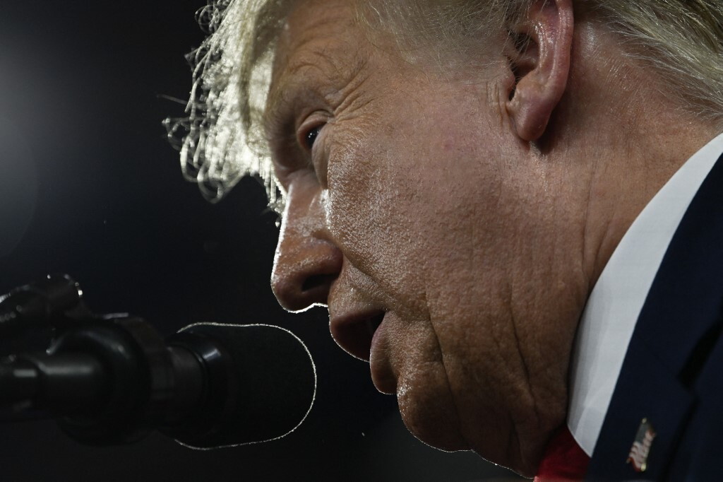 Trump avverte Teheran: "Pronta l'operazione Epic Fury 2". Notte di esplosioni a Riad