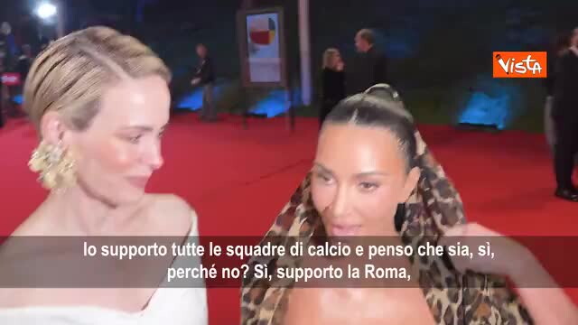 Kim Kardashian: Ho indossato la maglia della Roma? Supporto tutte le squadre di calcio