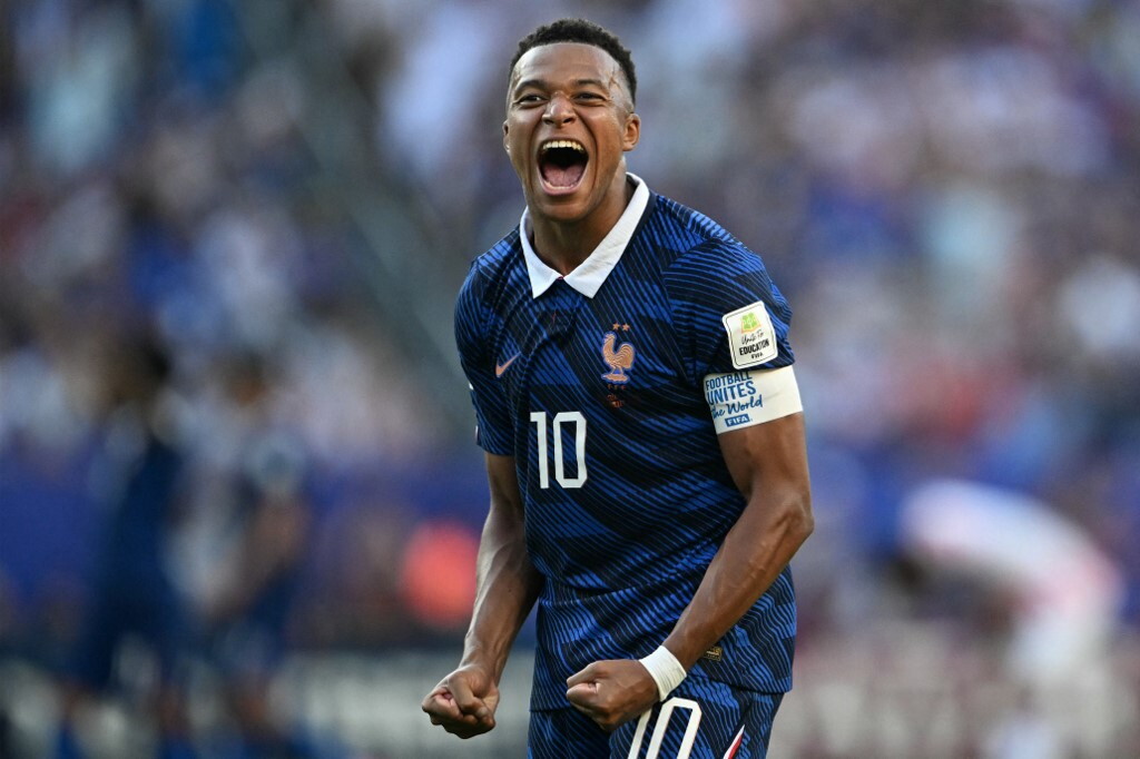 Mbappé perde gli sponsor in Cina. Perché Dongpeng e Mengniu hanno interrotto la collaborazione