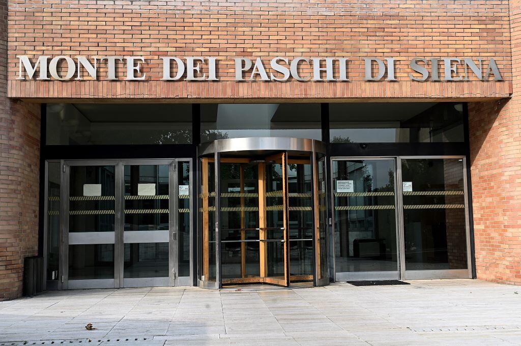Mps: oggi l'assemblea, strada in salita per Lovaglio