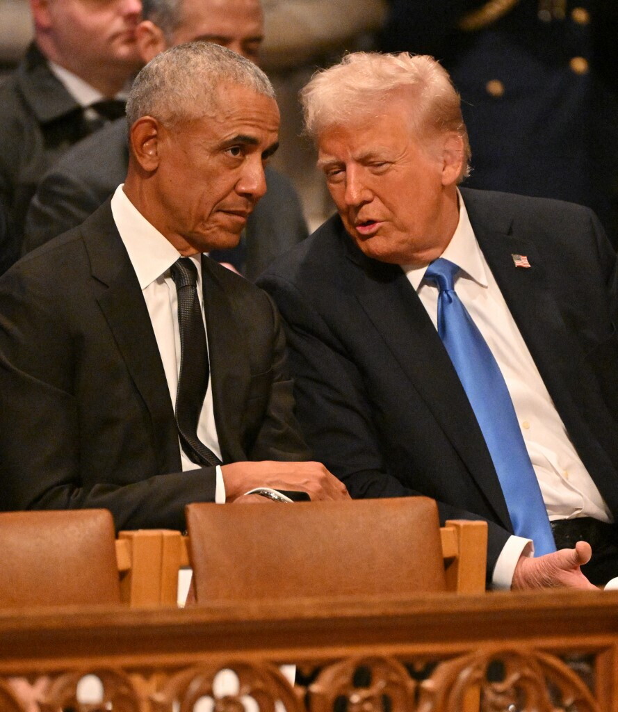 I lavori alla Casa Bianca: l'ironia di Obama e la risposta di Trump