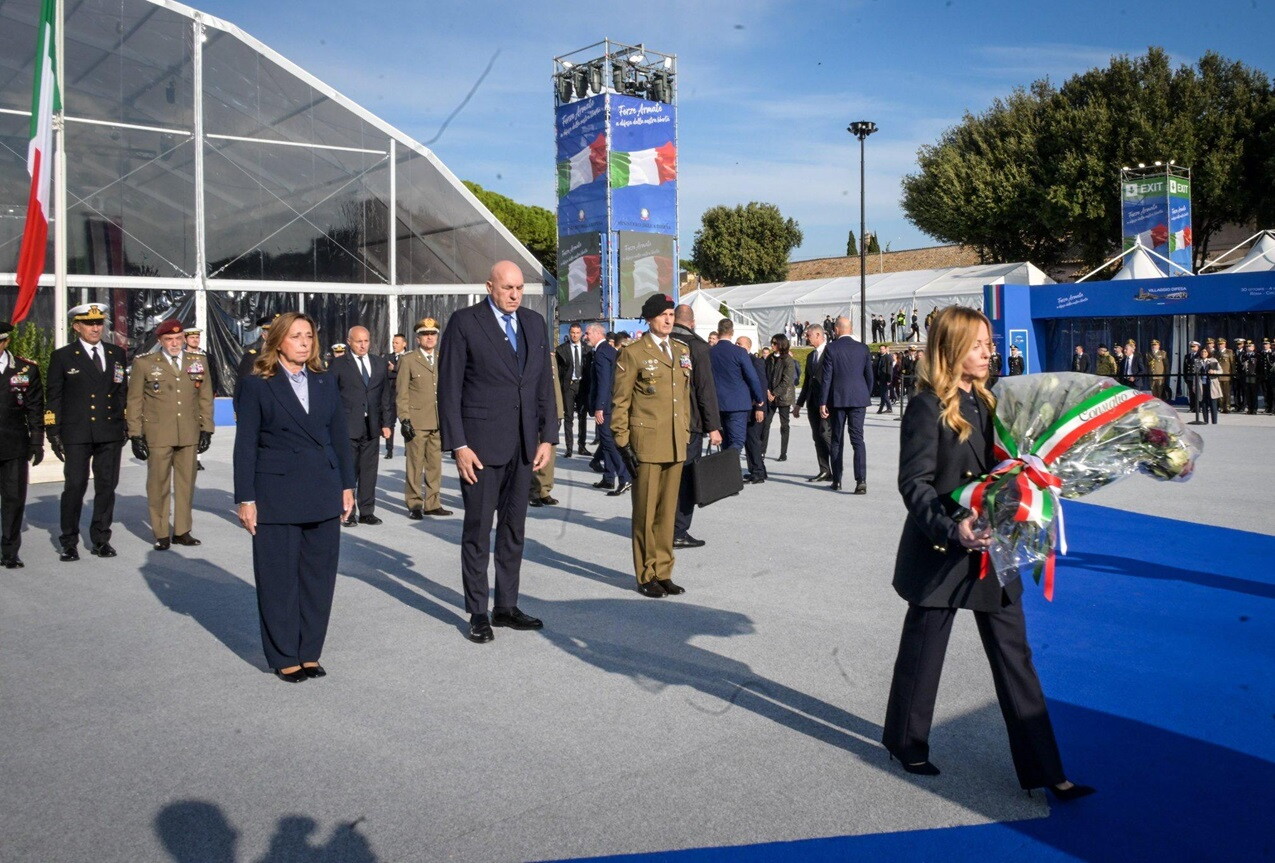 Meloni e Crosetto rendono omaggio ai 4 militari morti in Bosnia