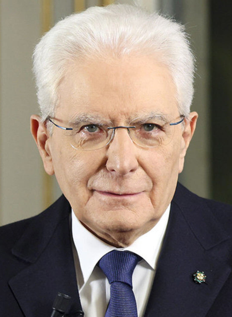Mattarella, lo ‘svevo’ che non ne vuole sapere di restare