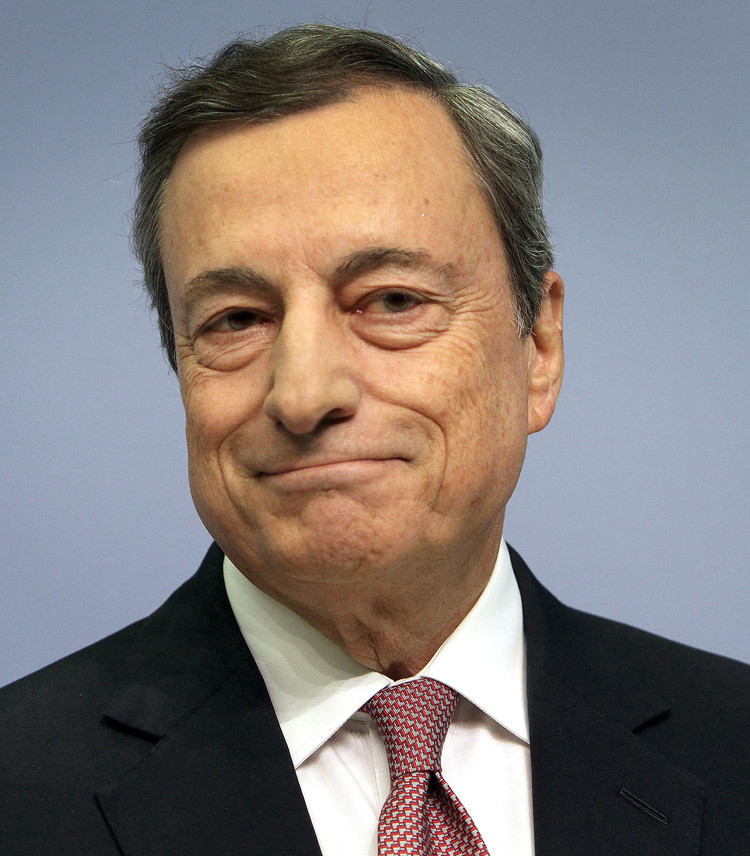 Un anno di Draghi, dal coprifuoco al balzo del +6,5% del Pil