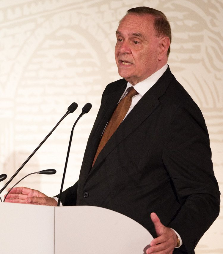 Mastella: "Ecco perché dopo Draghi c’è Draghi"