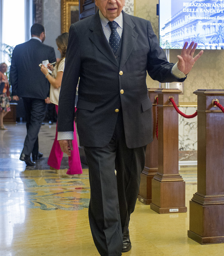 Nuovo governo con formula ‘slim’ (Lamberto Dini) o large (Giulio Andreotti)?