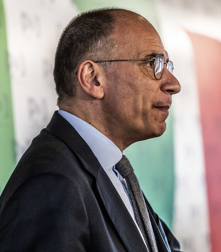 Piazze e opposizione. Così Letta vuole costruire una "sinistra moderna"