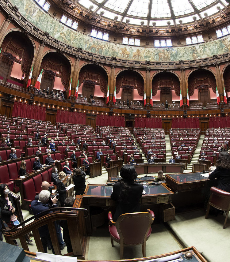 Manovra, attese le proposte di modifica del Governo. Lunedì il voto