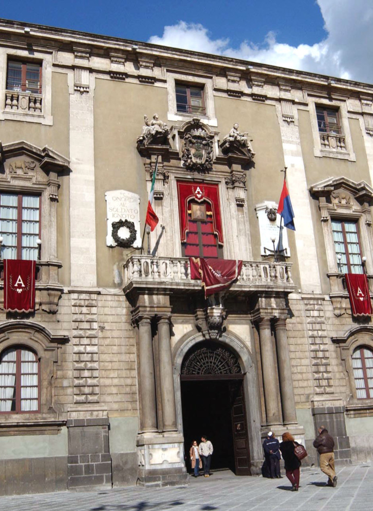 Prove tecniche del campo progressista. Pd e M5s ripartono da Catania